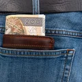Dochód bezwarunkowy: 1300 złotych zasiłku przez dwa lata!