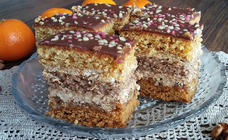 Ciasto potrójnie orzechowe