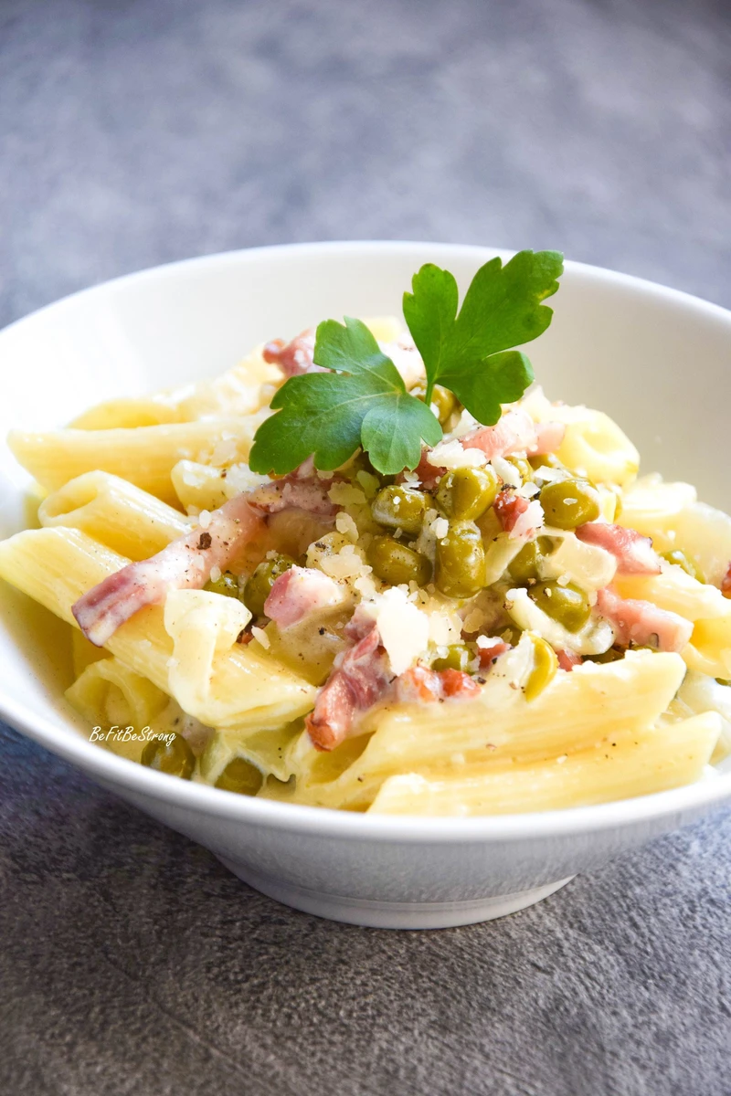 Penne a la carbonara