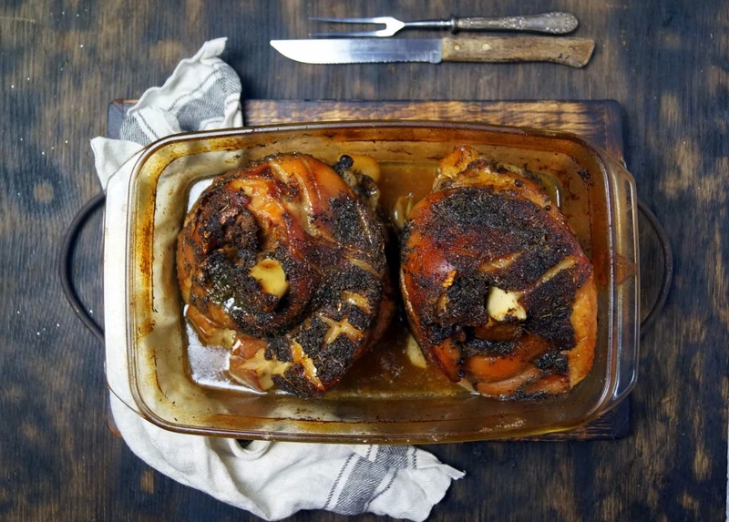 Golonka w piwie metodą sous vide