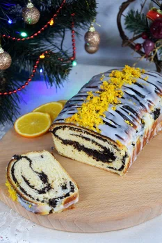 Makowiec świąteczny