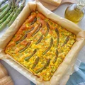 Pieczona frittata ze szparagami