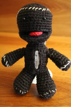 Szydełkowy Sackboy