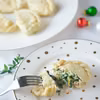 Pierogi z łososiem i szpinakiem