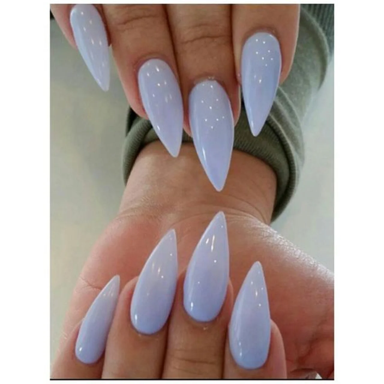 Jednokolorowe paznokcie