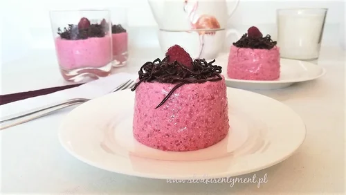 Pudding ryżowo-truskawkowy