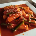 Viralowy przepis na kluski po koreańsku! Jest tak prosty, że każdy może go zrobić!