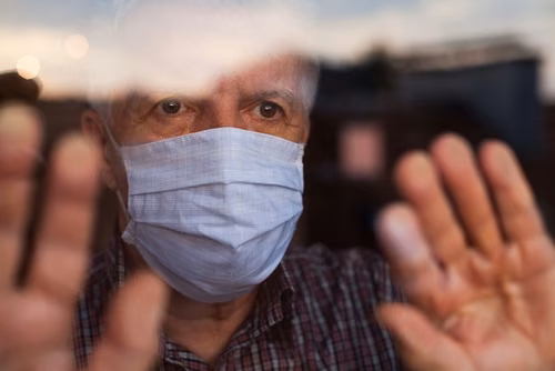 Pandemia COVID-19 a problemy psychiczne. Z czym zmagają się Polacy?