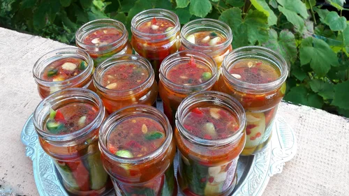 Ogórki na ostro z papryką