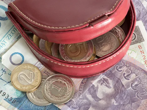 Nowy okres rozliczeniu 800 plus. ZUS przypomina o ważnym terminie, aby nie stracić części świadczenia
