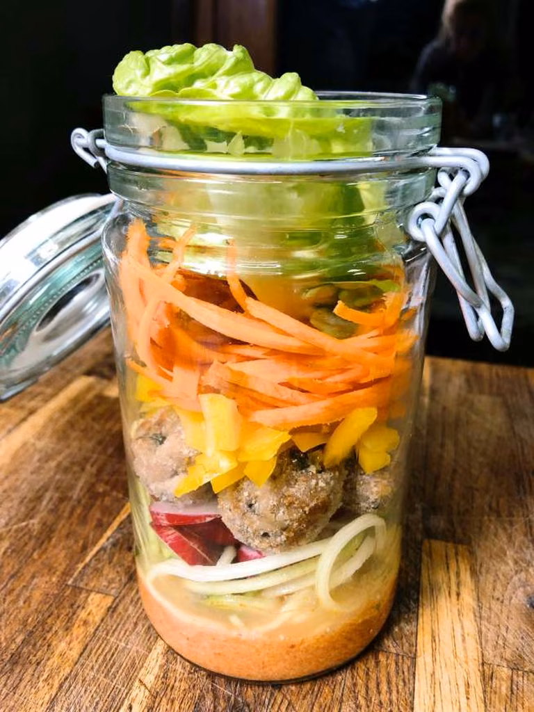 ŚRODA: PULPETY WŁOSKIE Z CUKINIOWO-MARCHEWKOWYM SPAGHETTI