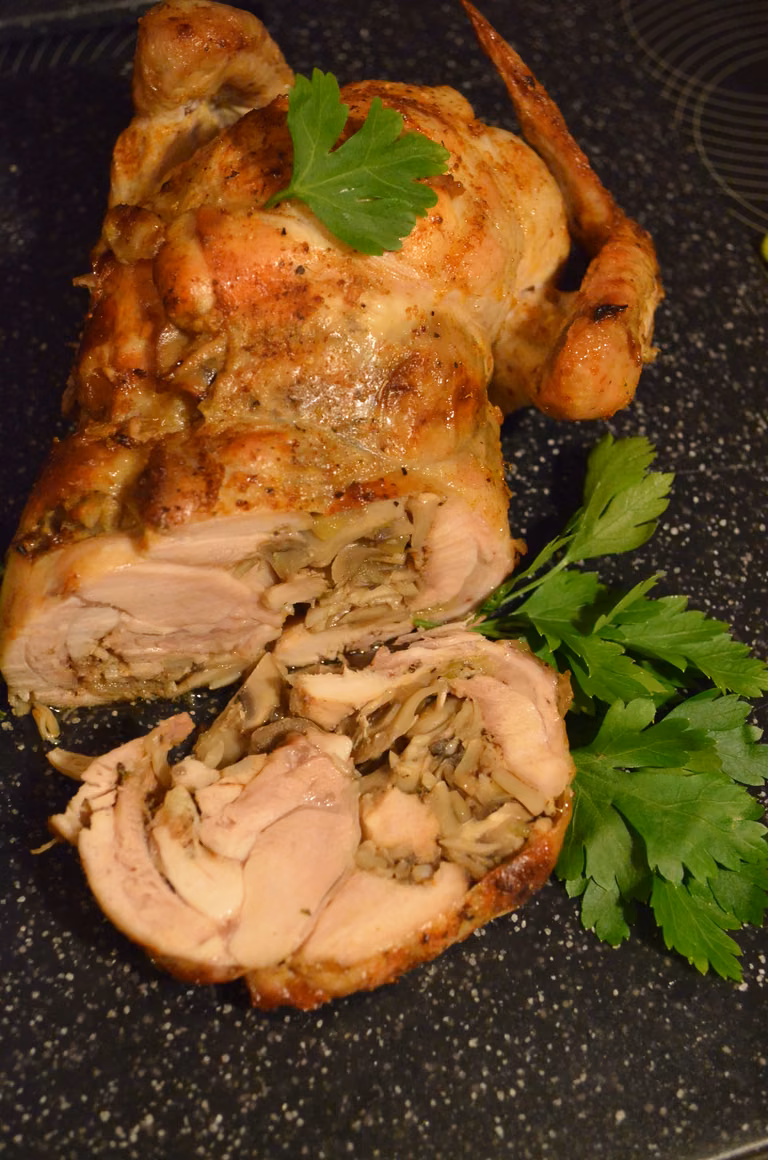 Kurczak faszerowany pieczarkami