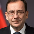 Mariusz Kamiński trafił do szpitala! Kolejne doniesienia o jego stanie zdrowia