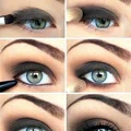 Smokey eyes