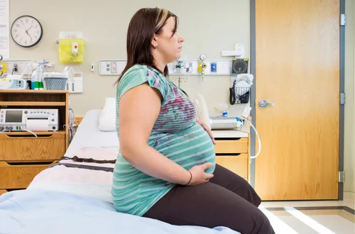 Każda kobieta z dostępem do znieczulenia zewnątrzoponowego!? Nowelizacja zakłada rewolucję na wszystkich porodówkach