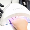 Lampy UV uszkadzają DNA komórek! Mogą prowadzić do rozwoju nowotworu!