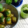 Młode ziemniaczki w koperkowo-pietruszkowym pesto