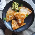 Quesadillas ze stekiem i papryką