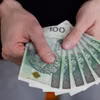 Kiedy dzieci muszą płacić alimenty na rodziców? Zasady, wyjątki i kwoty!