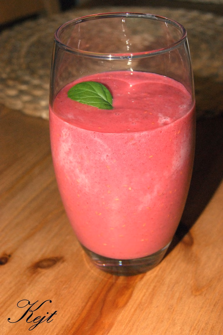 Smoothie malinowe