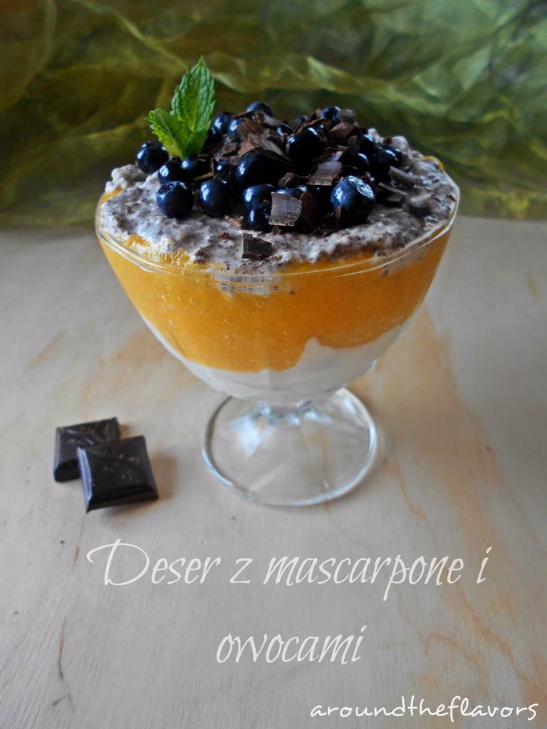 Deser z mascarpone z owocami