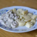 Kopytka z sosem pieczarkowym