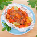 Kurczak w sosie barbecue pieczony w folii
