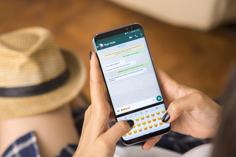 Coraz więcej osób kasuje WhatsApp'a? Dlaczego?