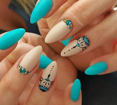 Mega ciekawy manicure