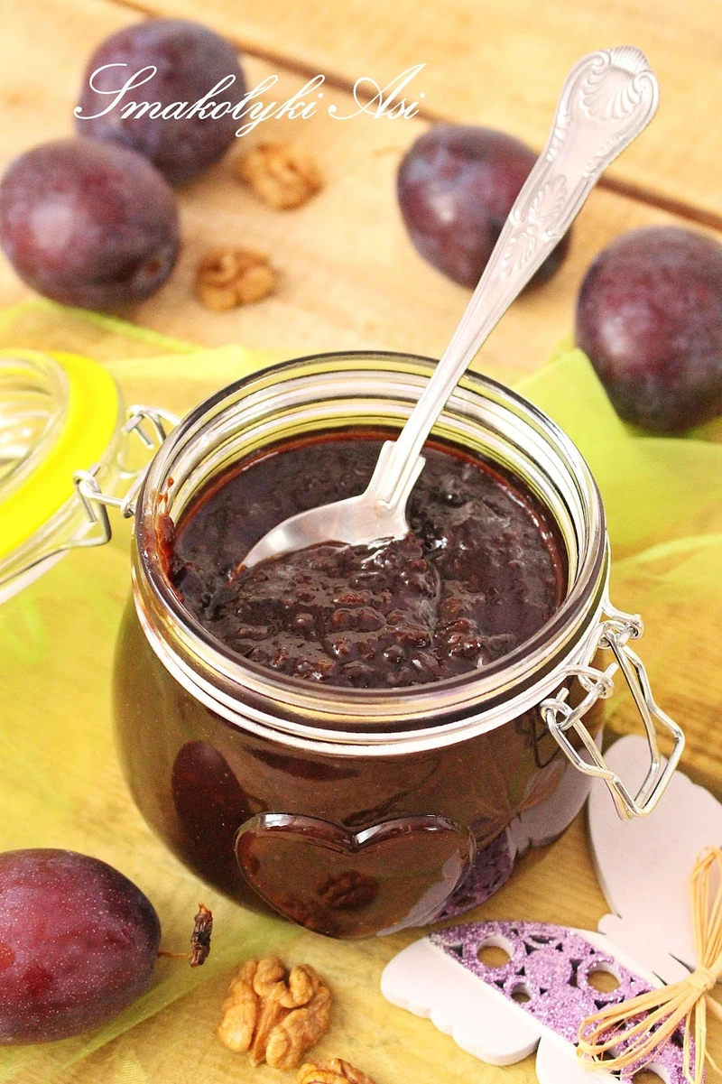 Śliwkowa nutella z orzechami