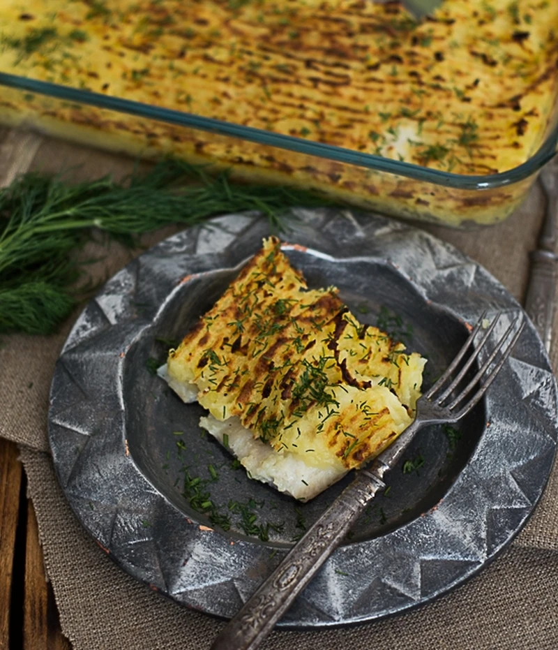 Mintaj zapiekany pod ziemniaczanym puree