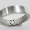 serce w pierścionku