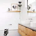 Jasne drewno w łazience