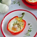 Papryka zapiekana z jajkiem i mozzarellą