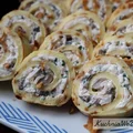 Mini roladki cebulowe