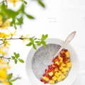 Pudding chia z miąższem młodego kokosa i mango