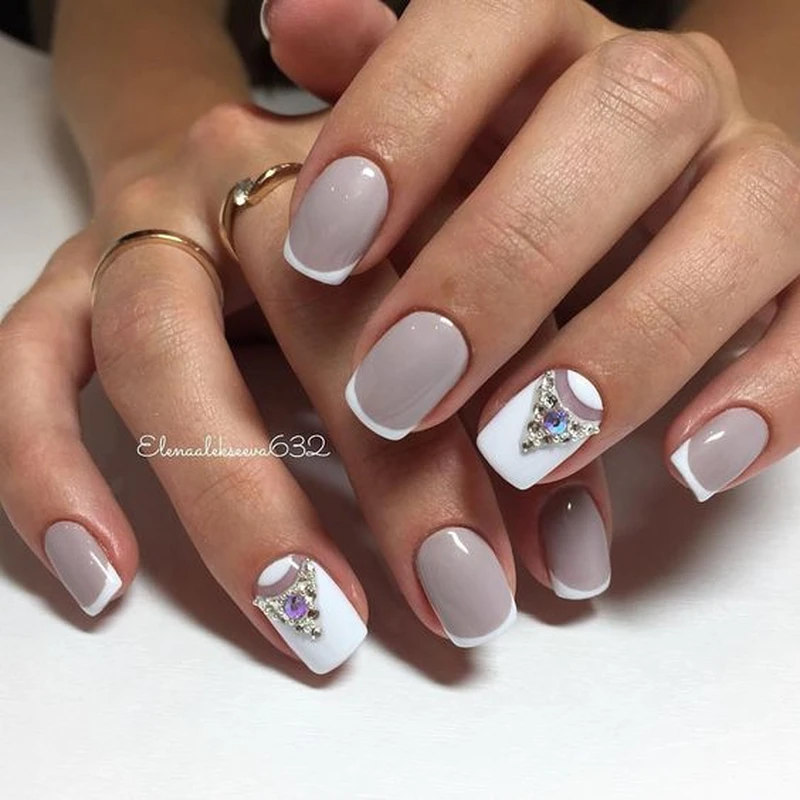 Nowa odsłona francuskiego manicure'u