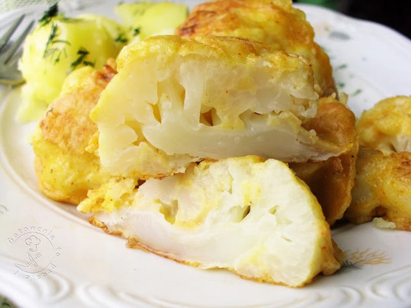 Kalafiorowe Różyczki W Cieście Paprykowym