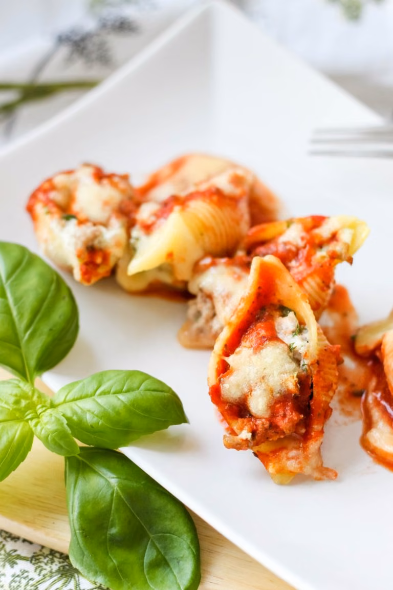 Faszerowane muszle makaronowe – mięso i ricotta