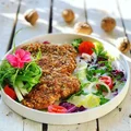 Kotlet schabowy w panierce orzechowo- pietruszkowej