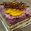 Deser z jagodowym mascarpone i czekoladą