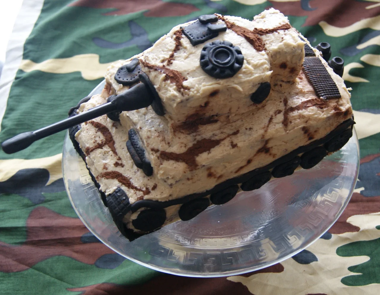 Tort w kształcie czołgu