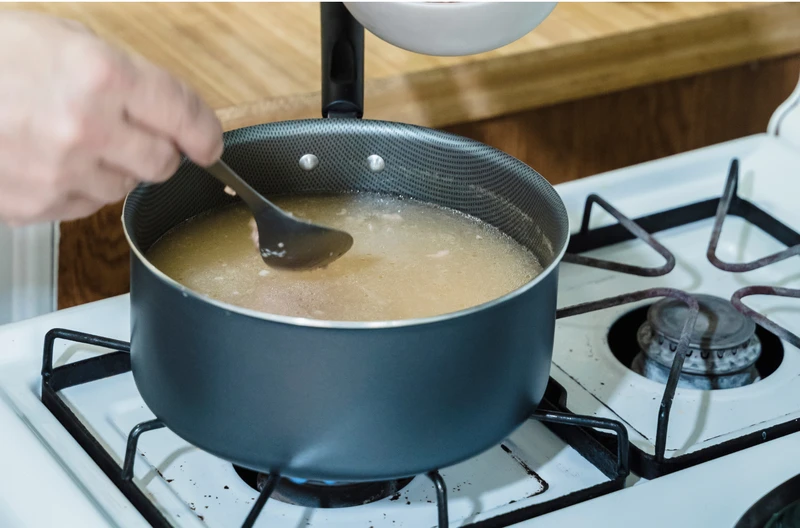 Nie dodawaj tego do żurku! To prosta droga do kulinarnej klapy! Zniszczysz smak i zdrowie!