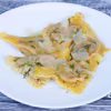 PIEROGI Z BOTWINKĄ I SERAMI
