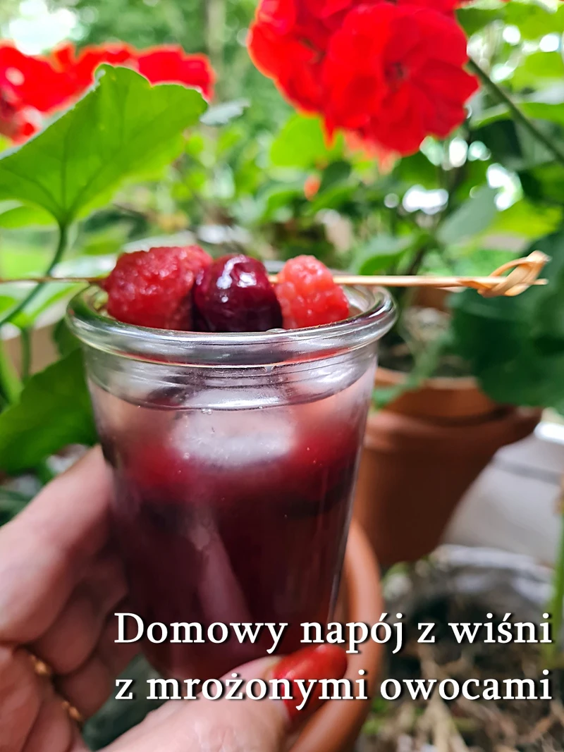 Napój z wiśni - Damsko-męskie spojrzenie na kuchnię