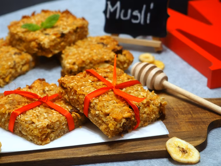 CIASTKA MUSLI Z JAGODĄ PERUWIAŃSKĄ