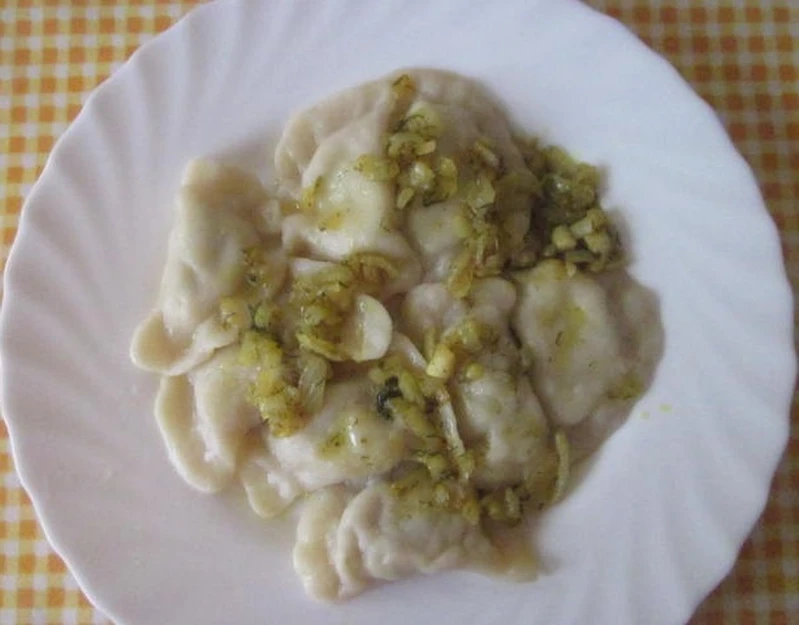 Pierogi z młodą kapustą
