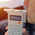 Pracodawca będzie mógł zbadać nas alkomatem? Rząd zajmie się nietrzeźwymi w pracy!