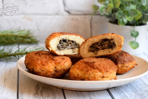 Mielone kotleciki z pieczarkowym farszem