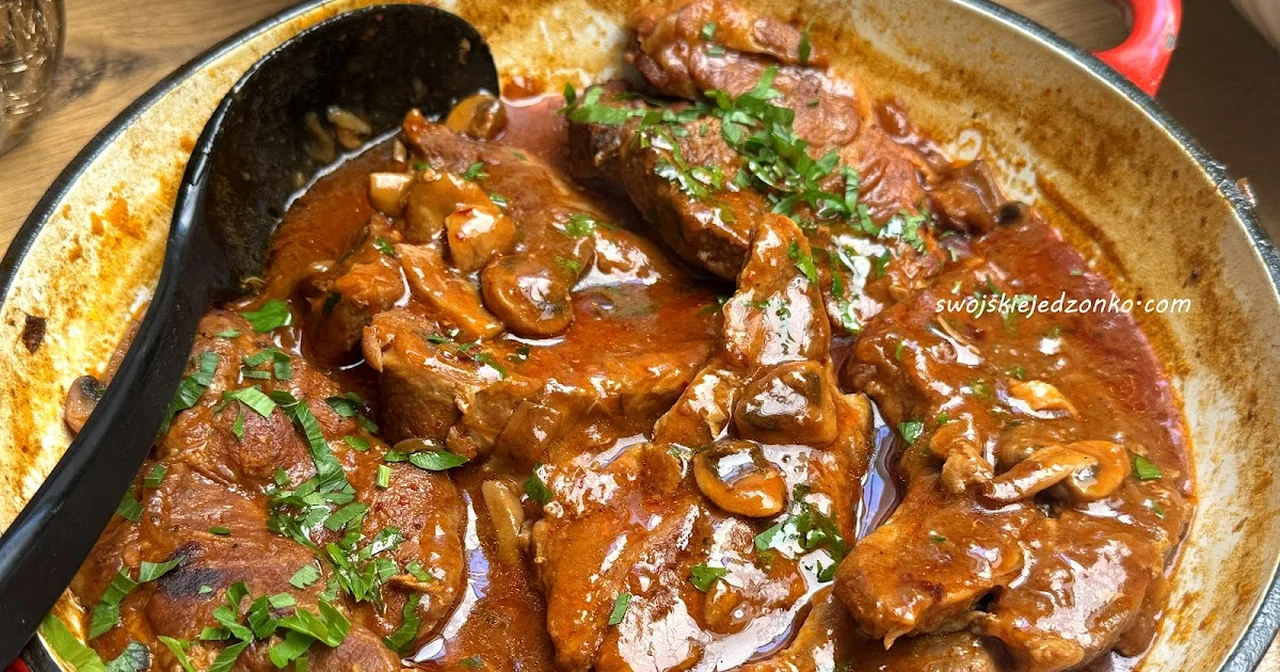 Karkówka duszona na patelni, prosty przepis